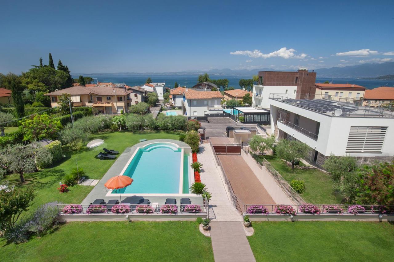 Villa Aurora-Holiday Home Apt 2 Bardolino Zewnętrze zdjęcie
