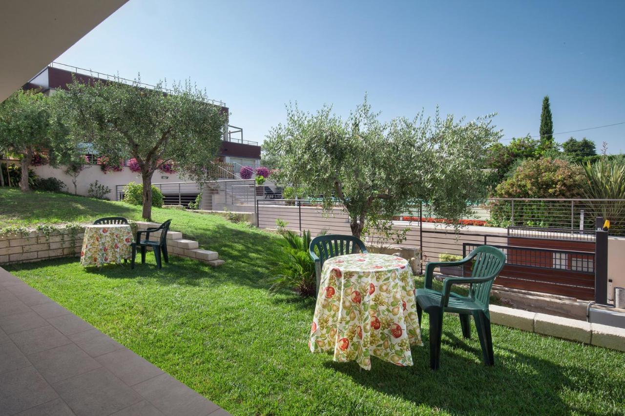 Villa Aurora-Holiday Home Apt 2 Bardolino Zewnętrze zdjęcie