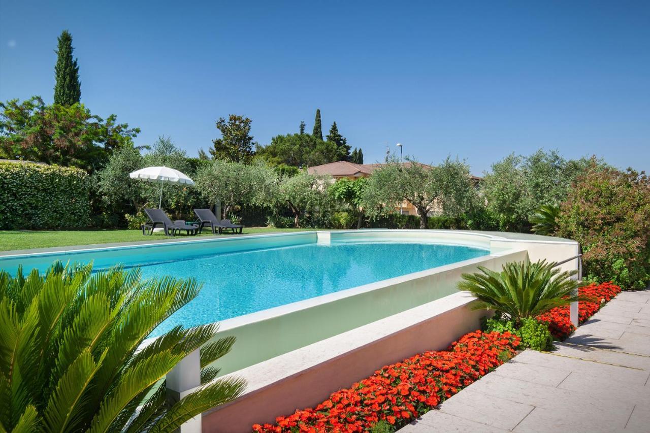 Villa Aurora-Holiday Home Apt 2 Bardolino Zewnętrze zdjęcie